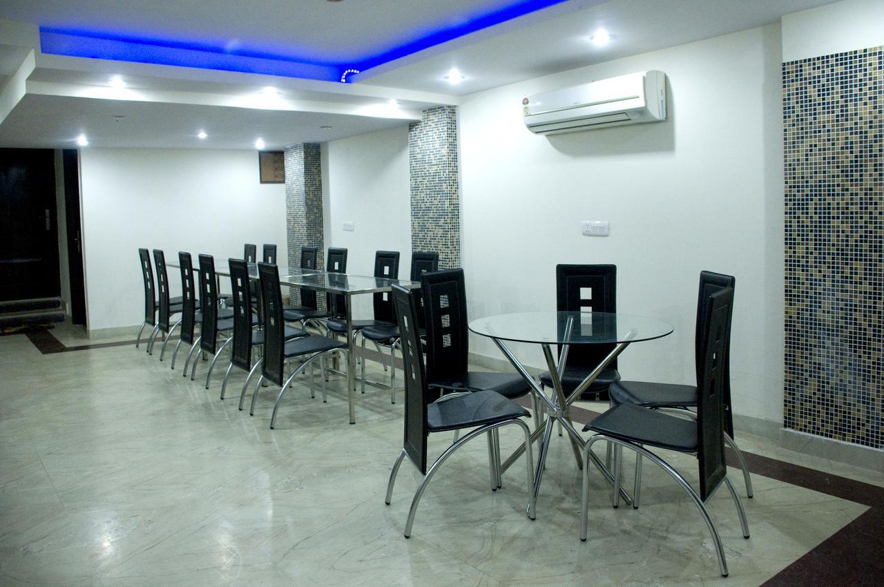Hotel Usa New Delhi Ngoại thất bức ảnh